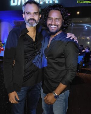 Naveen Shankar Instagram - ಸಲಾರ್ ಸಂತೋಷ ಕೂಟ ❤️

#salaar streaming on Netflix now ! 

@salaarthesaga @hombalefilms #prashanthneel @vkiragandur @bhuvanphotography @actorprabhas  @pramodactor1 @ravibasrur @madhuguruswamy_official @vajrang_shetty @sauravlokesh @shashank.editor @crthe_big_man