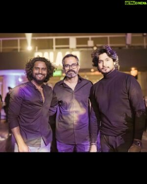 Naveen Shankar Instagram - ಸಲಾರ್ ಸಂತೋಷ ಕೂಟ ❤️

#salaar streaming on Netflix now ! 

@salaarthesaga @hombalefilms #prashanthneel @vkiragandur @bhuvanphotography @actorprabhas  @pramodactor1 @ravibasrur @madhuguruswamy_official @vajrang_shetty @sauravlokesh @shashank.editor @crthe_big_man