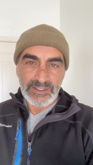 Navid Negahban Instagram - #freeiran #wakeup #people  #ایران_ازاد # #خدای_رنگین_کمان #زن #زندگی #ازادی #بیدارشو #همصدا.