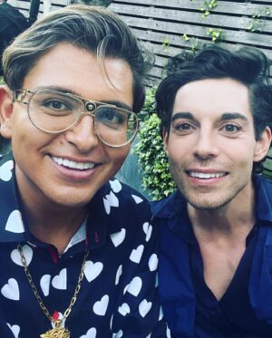 Navid Sole Instagram - Behind the scenes of @celebsgodating with the incredible crews, agents and celebrities, a pleasure to join the agency at @celebsgodating with my fellow celeb friends. So excited for you all to see the show.. soon to be released ❤️🥳😘💪💕🙏 A special shout out to @claudio_lugli for their incredible shirts and styling! They are the best and have been looking after my styles and clothing since day 1 of filming 💯💯

@thesinittaofficial 
@p_wicks01 
@lauraanderson1x 
@bethan_kershaw 
@cecilie_ @gary.lucy 
@tomreadwilson 
@annawilliamsonofficial 
@paulcbrunson 
@abzco 

#celebsgodating #fyp #behindthescenes #onset🎥🎬 #amazingtime
