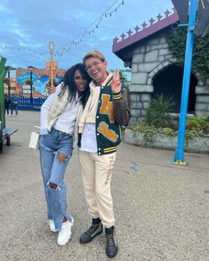 Navid Sole Instagram - Behind the scenes of @celebsgodating with the incredible crews, agents and celebrities, a pleasure to join the agency at @celebsgodating with my fellow celeb friends. So excited for you all to see the show.. soon to be released ❤️🥳😘💪💕🙏 A special shout out to @claudio_lugli for their incredible shirts and styling! They are the best and have been looking after my styles and clothing since day 1 of filming 💯💯

@thesinittaofficial 
@p_wicks01 
@lauraanderson1x 
@bethan_kershaw 
@cecilie_ @gary.lucy 
@tomreadwilson 
@annawilliamsonofficial 
@paulcbrunson 
@abzco 

#celebsgodating #fyp #behindthescenes #onset🎥🎬 #amazingtime