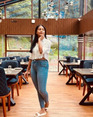 Navya Nair Instagram - Confidence is the 🔑

📸 @afsal_.3578