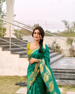 Nayani Pavani Instagram - Amma cheera 💚