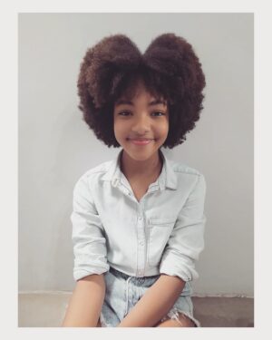 Nayobe Nzainab Instagram - Quando o cabelo expressa AM♥️R!