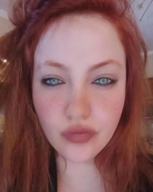 Nazlı Ceren Argon Instagram - Redhead again.