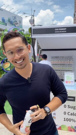 Nazrief Nazri Instagram - Bosan lah asyik minum air mineral dgn coffee takde gula. Now ada @chiforest_my . Sparkling water with 0 sugar and 0 calories!

Fuhhhh…best gilerrrrrrrr