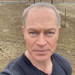 Neal McDonough Instagram - Day 14 of 22 on my new movie Boon! Best cast ever and the crew up here in Spokane is amazing! Thank you to all involved... especially my love, Ruvé, first movie we’re producing together, ... and to you out there... can’t wait to share it with you! @boonmovie #boonmovie 
#god #lovemylife #lovemywife #partners #mcdonough #family 
#films #actor #love #video #behindthescenes #hollywood #filmmakers #setlife #filmproduction #pacificnorthwest #indiefilmmakers #indie #indiefilmfest
