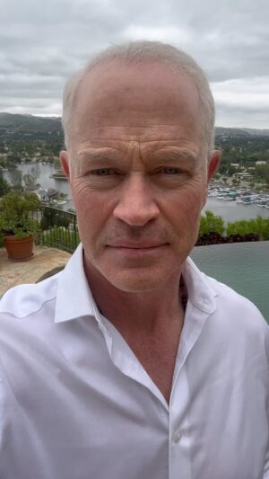 Neal McDonough Instagram - A heartfelt thank you from Ruvé and myself to all of the fans who have supported our new film the WARRANT 2 BREAKERS LAW. The numbers were fantastic last night. Keep it going!!! Much appreciated. God bless you all.
#westerns #movies #God  #family @insp_tv @imagicomm