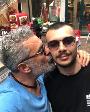 Necmi Yapıcı Instagram - Bizim oğlan tek bir ifadeyle yüz foto çektirebilir 😂 @emre_yapici_ ❤️😎 Cool boy 😎