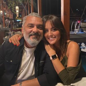 Necmi Yapıcı Instagram - Aşk ❤️❤️❤️♾