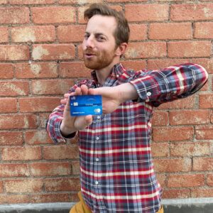 Ned Fulmer Instagram - AD  I’m a comedian-chemist-sportsloving-foodie-father multi-hyphenate who doesn’t fit into just one box. What's your multi-hyphenate? I’ve been using the Citi Custom Cash℠ Card from @Citibank because it’s flexible for all sides of me. You earn 5% cash back on the eligible category you spent the most in, up to $500 spent each billing cycle. Then it automatically adjusts the next billing cycle as your spending changes.

Check out #CitiCustomCash card at my link in bio. #PaysToBeMe