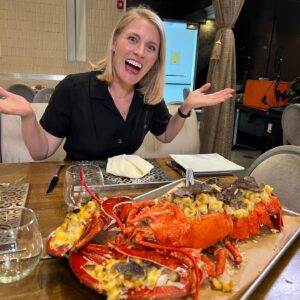 Ned Fulmer Instagram - Happy Mothers Day! @arielmfulmer you are so strong, so fearless. May your chardonnay be ever-flowing 🥰