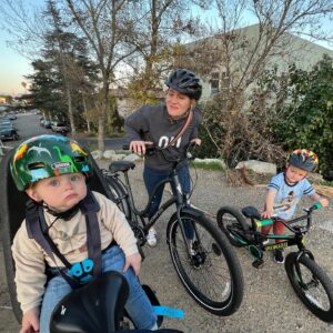 Ned Fulmer Instagram - Family bike rides 🥰