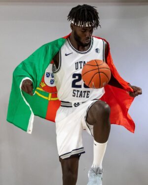 Neemias Queta Instagram - Year 3 officially beggins Wednesday 🤩👀! #aggiesalltheway #usubasketball #GATA