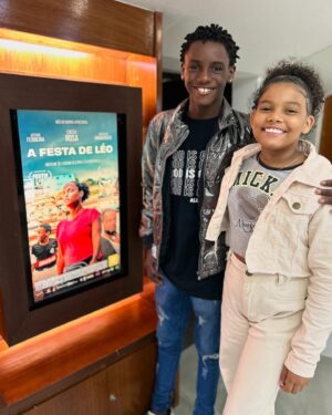 Nego Ney Instagram - É HOJEEE
A grande estreia dessa festa linda nos cinemas 
A Festa de Léo 

#vivacinema #cinemabrasileiro #afestadeleo #nosdomorro #vidigal