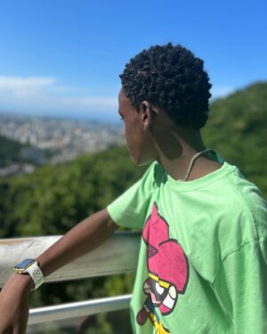 Nego Ney Instagram - Tô mas que energizado depois de um fim de semana que tive, rodeado de amor, amigos e família 🍀

#cadaumcomsuasorte