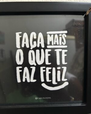 Nego Ney Instagram - Tô mas que energizado depois de um fim de semana que tive, rodeado de amor, amigos e família 🍀

#cadaumcomsuasorte