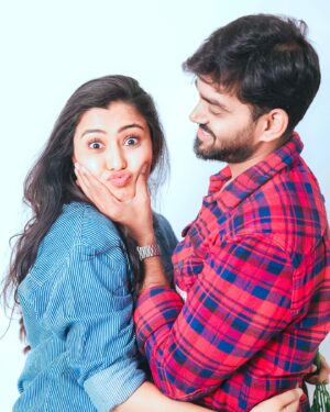 Neha Gowda Instagram - @reflectionsbysupriya 

I just wanted to take a moment to thank you for the amazing pictures you took of me and Chandu for our pregnancy reveal. They turned out exactly how we wanted—simple and beautiful, capturing this special moment perfectly. Your talent and attention to detail truly shine through, and we couldn’t be happier with the results.

Thank you again for helping us create such wonderful memories.