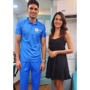 Neha Jhulka Instagram - Shooting With the Captain of Gujarat Titans
Mr. GILL is very CHILL
Had a great time shooting with Director @sharatkatariya

#cricketfever #shubmangill #gujrattitans #advertising #adshoot🎥 #workmode🔛 #grateful🙏 
#cricketer #behindthescenes