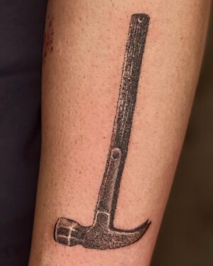 Neil Druckmann Instagram - New ink by the phenomenal @jonnyg123! Love it!