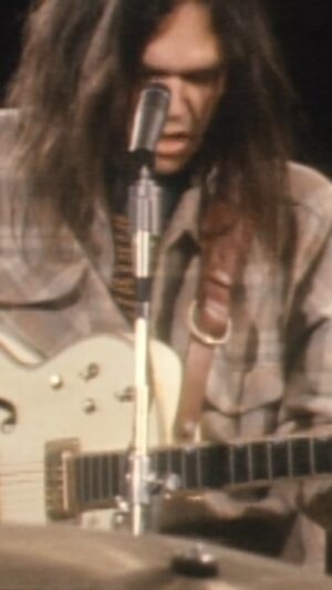 Neil Young Instagram - Shakey Pictures Presents 

HARVEST TIME

Filmed in 1971, Harvest Time includes never-before-seen footage of new versions of Harvest classics.

Coming to cinemas worldwide on Dec 1 with select encores Dec 4. Tickets available now. link in bio