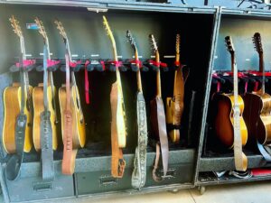 Neil Young Instagram - 🎶quiver