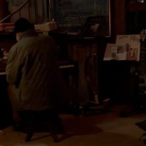 Neil Young Instagram - full snow moon 🎶🤍
