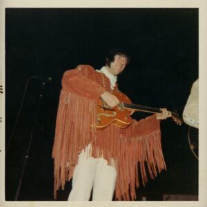 Neil Young Instagram - ON THIS DAY

May 5, 1968

NY on stage during Buffalo Springfield’s last show

Long Beach Sports Arena

Long Beach, CA

Feliz, Cinco de Mayo 🎊