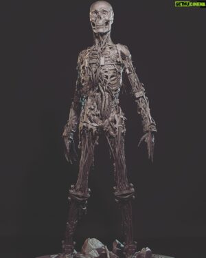 Neill Blomkamp Instagram - @oatsstudios river god by @ianspriggs