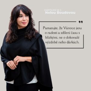 Nela Boudová Instagram - Milé ženy, abychom předešly vánočnímu stresu, je důležité plánovat dopředu a dělit úkoly na menší, snadno zvládnutelné kroky. Já Vánoce i předvánoční čas miluju, tak zde je pár tipů:😊

Začněte plánovat dříve.🍀 Nečekejte na poslední chvíli. Vytvořte si plán toho, co potřebujete udělat a rozdělte si úkoly na několik týdnů.

Delegujte úkoly. Rozdělte si práci s rodinou nebo přáteli. Každý může přispět něčím malým.

Nakupujte online 🎁Ušetřete čas a energii nákupem dárků online místo chůze po přeplněných obchodech.

Nesnažte se o dokonalost. 🌲Vánoce nejsou o dokonalé výzdobě nebo dárkách, ale o trávení času s blízkými.

Najděte čas na odpočinek.😀
Nezapomeňte si udělat čas pro sebe. Četba knihy, procházka nebo relaxační koupel mohou pomoci.

Nastavte si rozpočet. Finanční stres může být velkým zdrojem napětí. Nastavte si rozpočet a držte se ho.

Vytvořte Nové Tradice.🌸 Místo složitých příprav zkuste zavést jednodušší tradice, které přinášejí radost bez stresu.

Pamatujte, že Vánoce jsou o radosti a sdílení času s blízkými, ne o dokonalé výzdobě nebo dárkách💕💕.
Jděte do divadla nebo na koncert . Udělejte něco výjimečného, povznášejícího .🌲💕￼￼. 

Nela Boudová

🎁🎁🎁 Na sobě mám pled od české značky my.pled. 
https://www.mypled.com/sweater-basic-black/

@nboudova 
📸 @ziracz