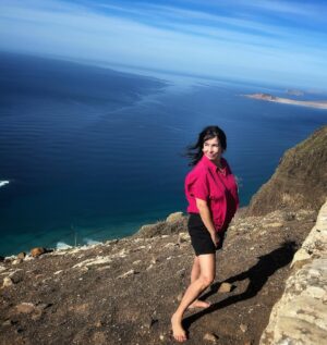 Nela Boudová Instagram - Vítr a Lanzarote. #výlet #funnytime #holiday