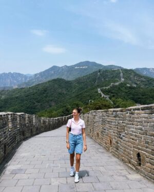 Nelly Řehořová Instagram - The Great Wall of China and glimpses of Beijing. 💕 #china #beijing #peking #thegreatwallofchina #panda