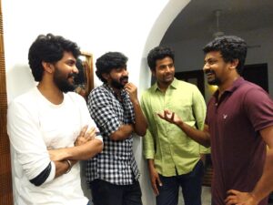 Nelson Dilipkumar Instagram - Happy evening 😊 #friends #comedy #unwantedtalks @sivakarthikeyan @kavin.0431 @darshan_offl