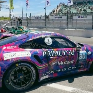 Nelson Piquet Jr. Instagram - Obrigado Portugal, mais uma vitória por aqui… Foi incrível!! 

Agradecimento especial à torcida, meu time, meu companheiro na corrida e todos os patrocinadores por estarem com a gente em mais um final de semana!

#raceweek #porschecup