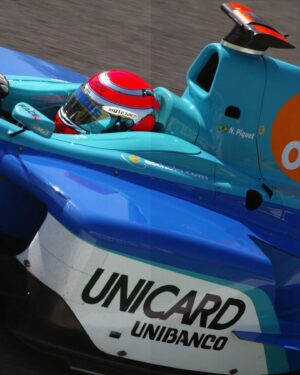 Nelson Piquet Jr. Instagram - 🏁 #TBT especial! Há 19 anos, no lendário circuito de Imola, na Itália, ao lado do meu pai, em 2005 pela GP2.

——————————————

🏁 🇬🇧 #TBT! 19 years ago, at the legendary Imola circuit in Italy, alongside my father, in 2005 for GP2.

#NelsonPiquetJr #PIQ33 #NelsinhoPiquet