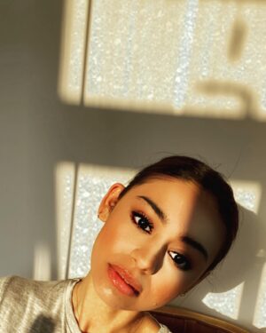Nelufar Hedayat Instagram - ✨