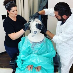 Neraida Bega Instagram - Cloning Neraida...#headcast for #startrekpicard #rhomsew  With the best team!!! ♥️ So cool, soooooo cool 🖖🏼🖖🏼🖖🏼 🛸 
@nevillepage @startrek @startrekcbs 
@jrmackinnon 
@vincentvandykefx 🛸🛸🛸🛸🛸🛸🛸