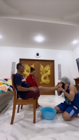 Nha Suwanon Instagram - สุขสันต์วันเกิดนะครับ Super Dad ของหยอย👨‍👩‍👦🤍