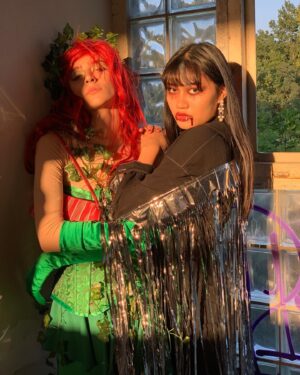 Nhung Hong Instagram - Wir beißen