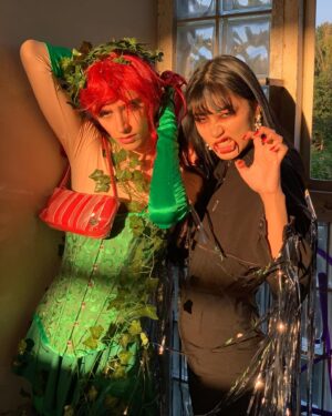 Nhung Hong Instagram - Wir beißen