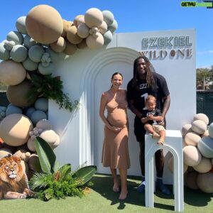 Nic Naitanui Instagram - Ezzys 1st birthday party! Thanks @bubblehouseparties and  @_creativemuse for the epic setup 🦁 🎈