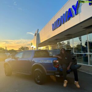 Nic Naitanui Instagram - 𝙁𝙖𝙢𝙞𝙡𝙮 𝙗𝙪𝙨𝙞𝙣𝙚𝙨𝙨! 
⠀
For over a decade the @midwayfordwa family has looked after me. Now @rcipro has welcomed @brittanybown into the domain. So proud and thankful to be part of Midlands best independent family owned and run business in the new @fordaustralia 2024 Raptor and 2024 Everest. 
⠀
#brandambadsadors #midwayford #midland #fordeverest #fordraptor #midwaymidland
