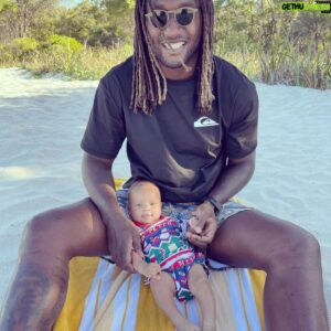 Nic Naitanui Instagram - Ezzys first Christmas #matavuvale