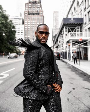 Nicco Annan Instagram - Imagery ♠️
The plot thickens for NYFW 2022 w/ lush luxury legacy. 

Photography: @thedrk_knight Styling: @icontips 
Suiting: @kamsitcharles 
Eyewear: @ditaeyewear @timeless_framework 
Shoes: @shopsyro 

Beyond grateful to stand in the sun and occupy space for the non traditional.  #NYFW 2022
