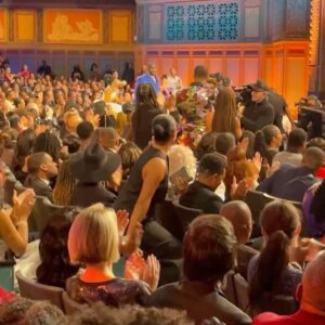 Nicco Annan Instagram - In the words & voice of our timeless love minister, #LutherVandross it is- Never Too Much -to walk in the light.
THANK YOU @naacp
So at the @naacpimageawards this monumental moment happened for generations of unspoken souls that have gone on… but just as sure as you read this, know it is a new day. For my #UncleBill #AudraLorde #MarshaPJohnson the #UncleJohnny ‘s of this world.

suit by @sergiohudson 
styled by @icontips 
jewelry @xivkarats