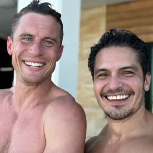 Nicholas Gonzalez Instagram - Summer/Fall in Sydney
Big thanks to @tony_donoghue_ and @mattjbain for the @_oxfordhouse_ hookup. Such a legendary boutique hotel with the liveliest bar next door @elprimosanchezsydney 🕺🏻 (Thanks #Stefano)
Many thanks to the boys @vrtusbondi for the amazing workout 🏋🏽‍♀️ followed by sauna and swim @icebergsclub 🐻‍❄️ 
@dustynthewind and @factory.41 you guys were the consummate hosts and thank you so much for letting me hijack your family for a few days. Just what I needed! ✈️