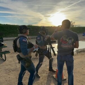 Nicholas Gonzalez Instagram - Always a student. Always learning. Always evolving. My sincerest thanks to the team @methodendeavors (@methodendeavors @eric_lundquist17 @johnnyhg80 ) and @swatcbs very own @odievgallop 
Slow is smooth, smooth is fast. These skills don’t come quickly but practice does bring results. This is just the beginning. PewPew!!! Thanks for the connection @olmospix 
📸: @olmospix 
🎥: @olmospix