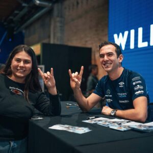 Nicholas Latifi Instagram - Back in the USA 🇺🇸 

One of my favourite races of the year, I’m looking forward to a good weekend 🤠

#NL6 #USGP