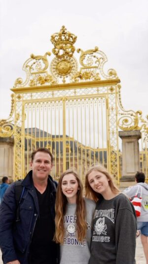 Nicholas Sparks Instagram - Celebrating #NationalDaughtersDay with endless love and gratitude for my two incredible blessings, Savannah and Lexie. Being a #GirlDad has taught me the beauty of strength, resilience, and boundless love. They’ve not only filled my life with joy but also inspired some of my strongest female characters. My girls continue to motivate and shape me every day. 💕