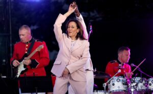 Nick Di Paolo Instagram - Kamala Harris turns the tables on a mugger while celebrating Juneteenth.